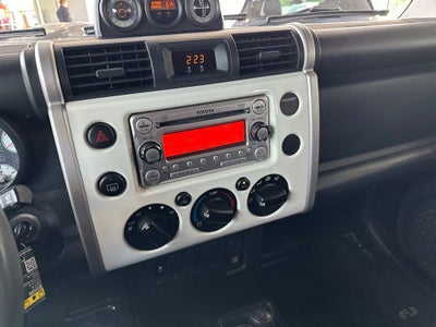 2014 Toyota FJ Cruiser Base