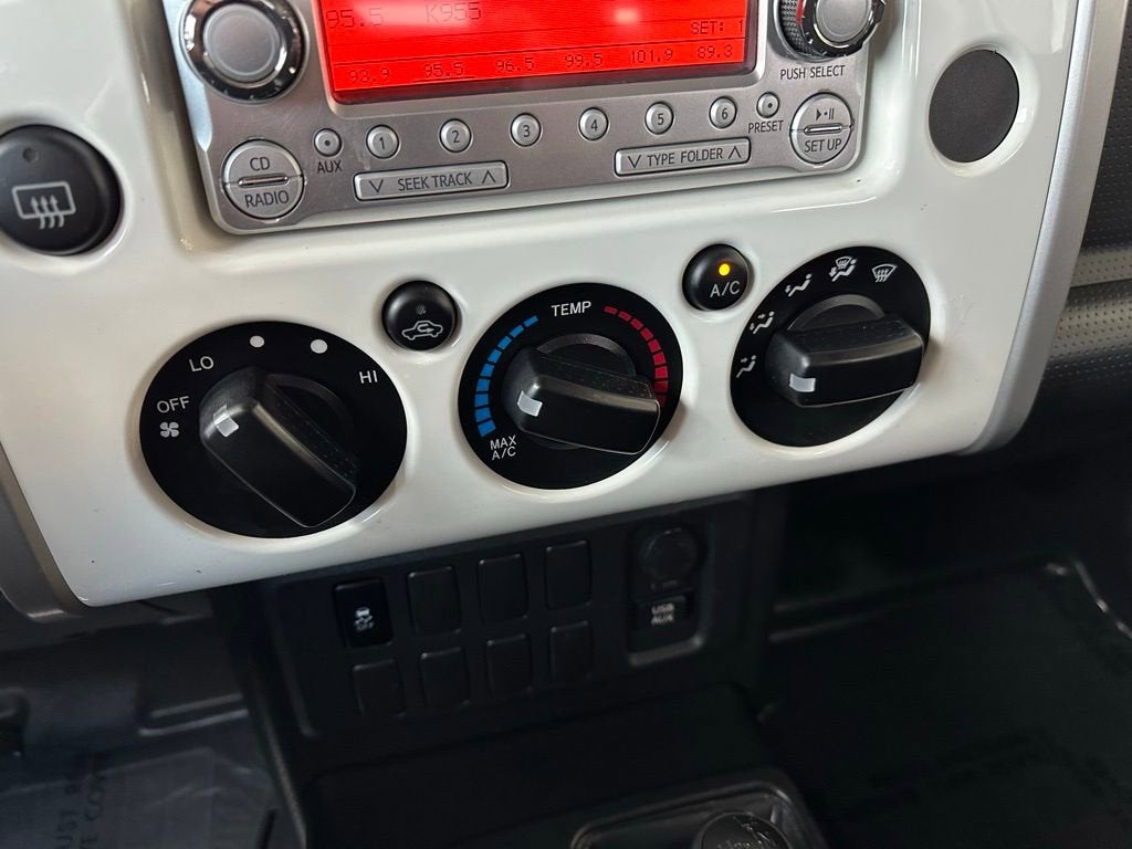 2014 Toyota FJ Cruiser Base