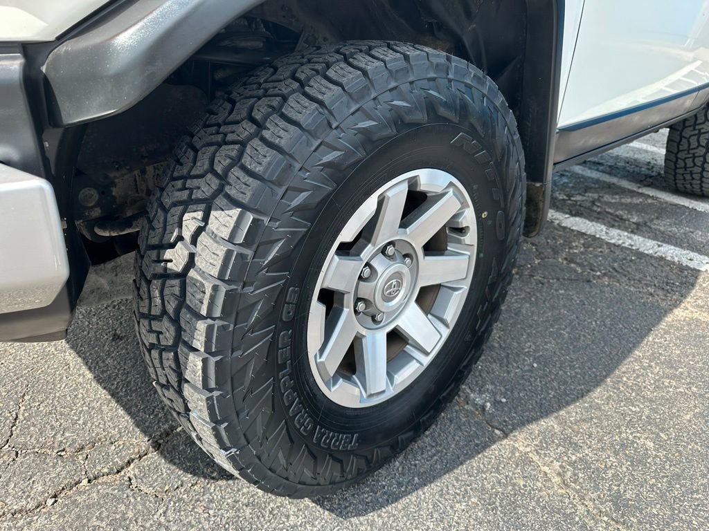 2014 Toyota FJ Cruiser Base