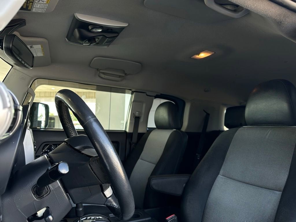 2014 Toyota FJ Cruiser Base