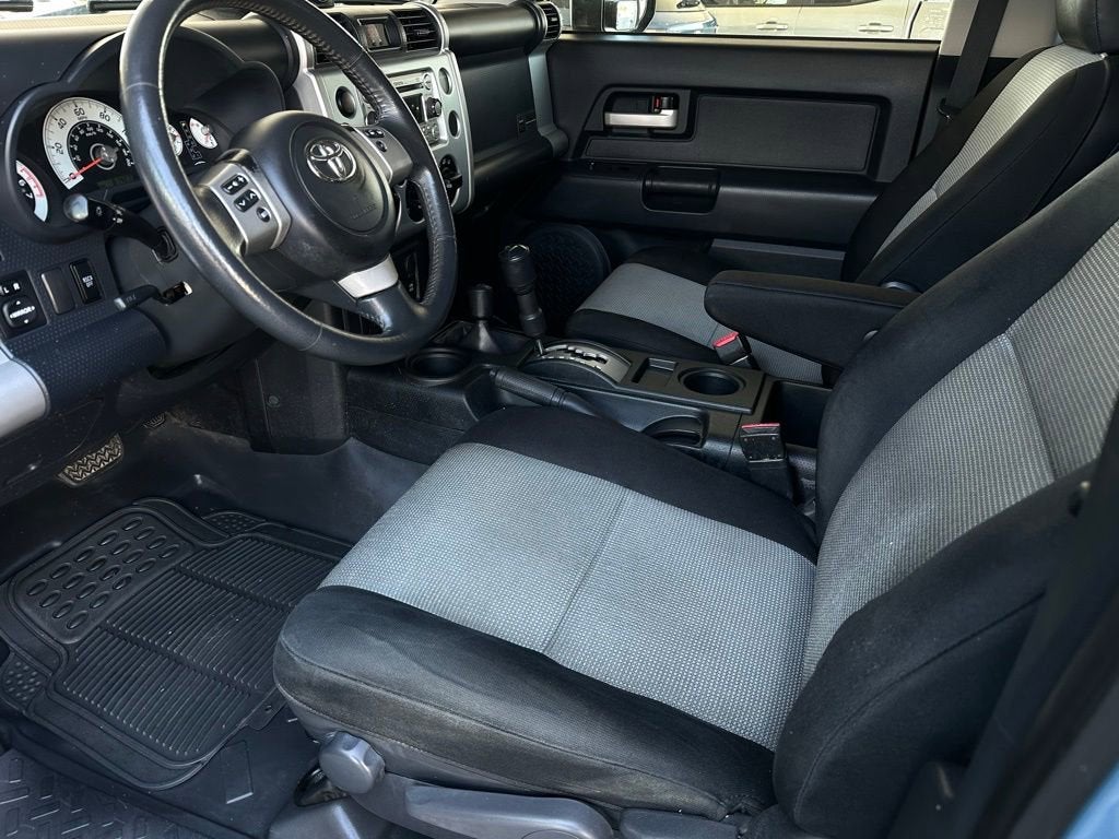 2014 Toyota FJ Cruiser Base