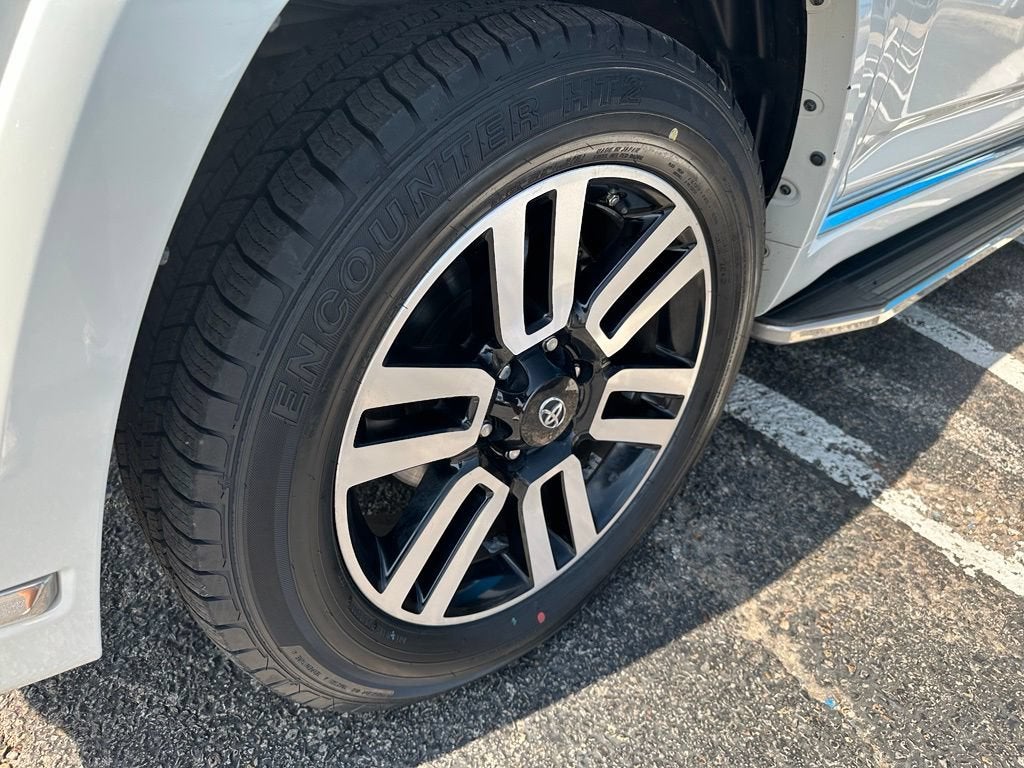 2017 Toyota 4Runner SR5