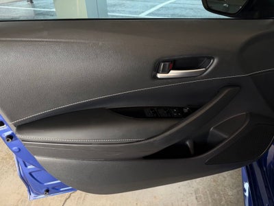 2025 Toyota Corolla Hatchback SE