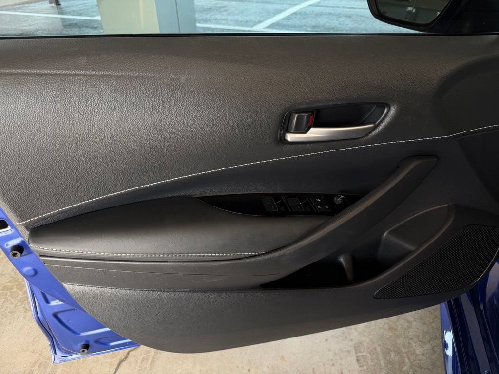 2025 Toyota Corolla Hatchback SE
