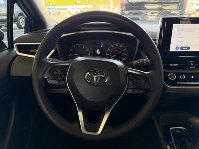2025 Toyota Corolla Hatchback SE
