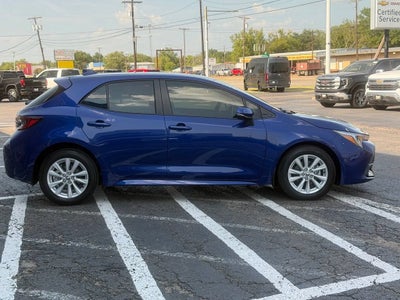 2025 Toyota Corolla Hatchback SE