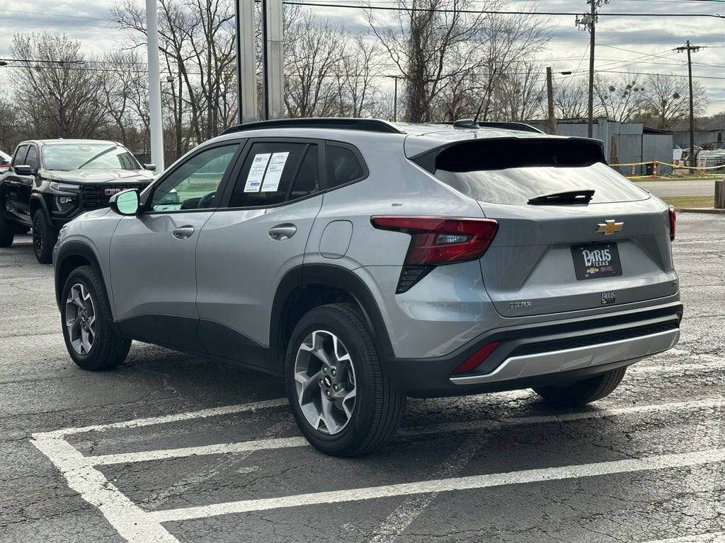 2025 Chevrolet Trax LT