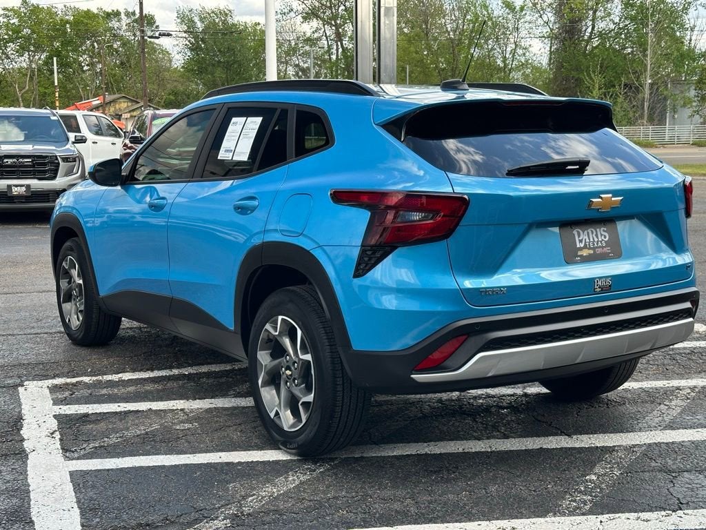 2025 Chevrolet Trax LT