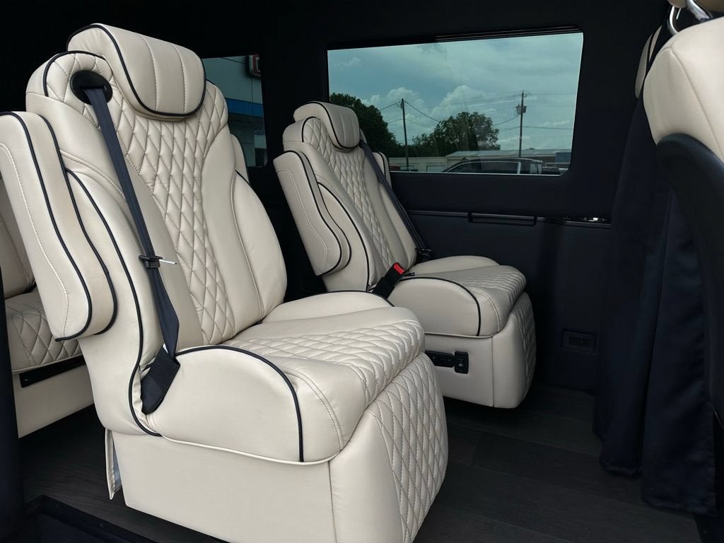 2023 Mercedes-Benz Sprinter Cargo Van Base