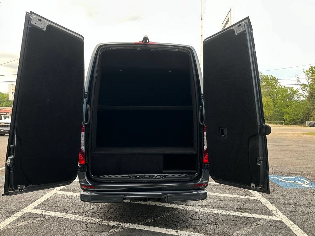 2023 Mercedes-Benz Sprinter Cargo Van Base